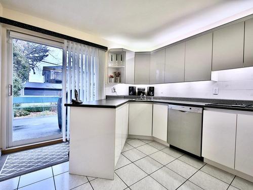 Cuisine - 1655  - 1657 Rue De Gaulle, Longueuil (Saint-Hubert), QC - Indoor Photo Showing Kitchen