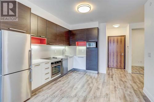 1501 - 36 Park Lawn Road, Toronto, ON - Indoor Photo Showing Kitchen With Stainless Steel Kitchen