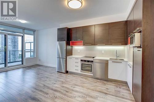 1501 - 36 Park Lawn Road, Toronto, ON - Indoor Photo Showing Kitchen With Stainless Steel Kitchen