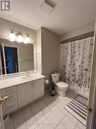 630 Julia Avenue, Burlington, ON - Indoor Photo Showing Bathroom