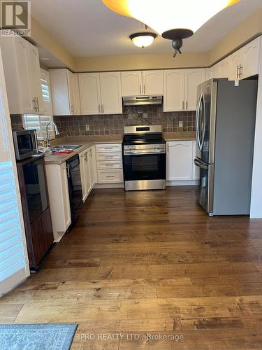 630 Julia Avenue, Burlington, ON - Indoor Photo Showing Kitchen