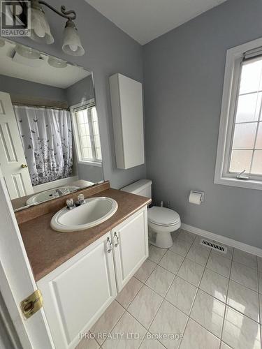 630 Julia Avenue, Burlington, ON - Indoor Photo Showing Bathroom