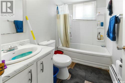 2119 Osler Street, Regina, SK - Indoor Photo Showing Bathroom