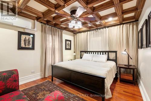 77 Queen Street W, North Dundas, ON - Indoor Photo Showing Bedroom