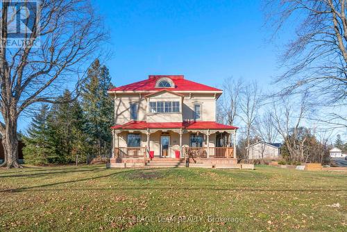 77 Queen Street W, North Dundas, ON - Outdoor With Deck Patio Veranda