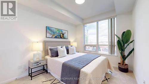 340 - 540 Bur Oak Avenue, Markham, ON - Indoor Photo Showing Bedroom