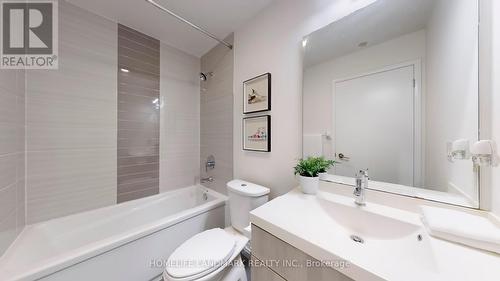 340 - 540 Bur Oak Avenue, Markham, ON - Indoor Photo Showing Bathroom