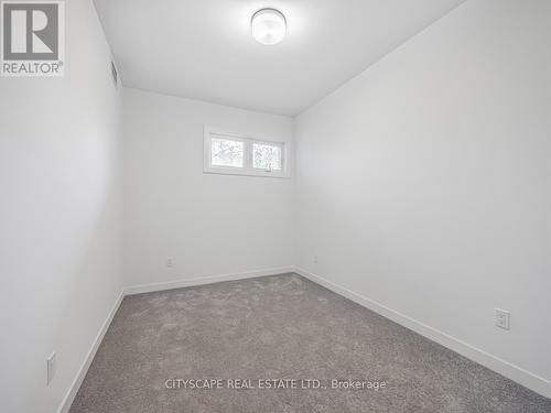 5 - 4015 Hickory Drive, Mississauga, ON - Indoor Photo Showing Other Room