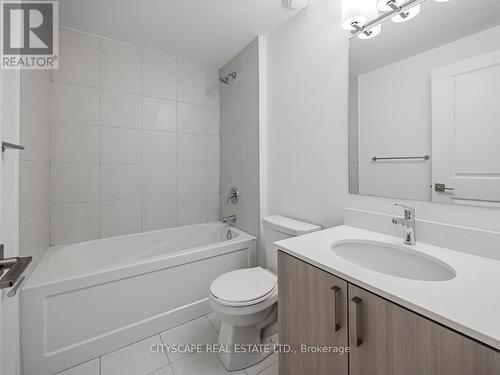 5 - 4015 Hickory Drive, Mississauga, ON - Indoor Photo Showing Bathroom