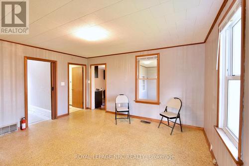 228 Courtwright Street, Fort Erie (332 - Central), ON - Indoor Photo Showing Other Room