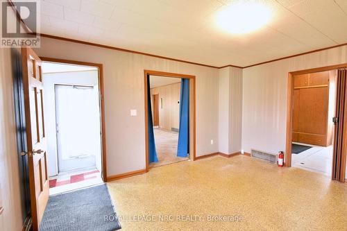 228 Courtwright Street, Fort Erie (332 - Central), ON - Indoor Photo Showing Other Room