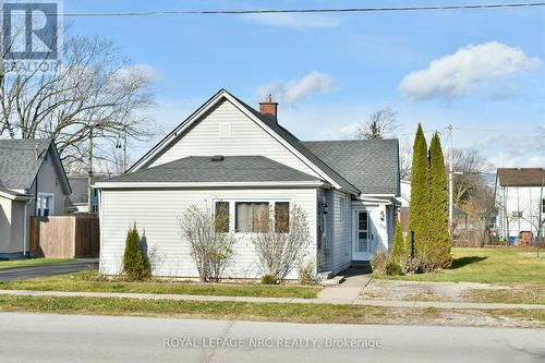 228 Courtwright Street, Fort Erie (332 - Central), ON - Outdoor