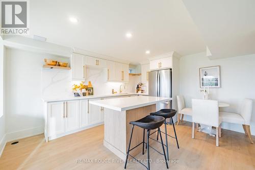 29 Tidewater Crescent, Whitby, ON - Indoor Photo Showing Kitchen With Upgraded Kitchen