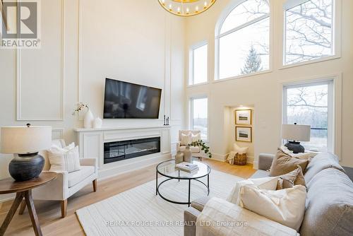 29 Tidewater Crescent, Whitby, ON - Indoor Photo Showing Living Room With Fireplace