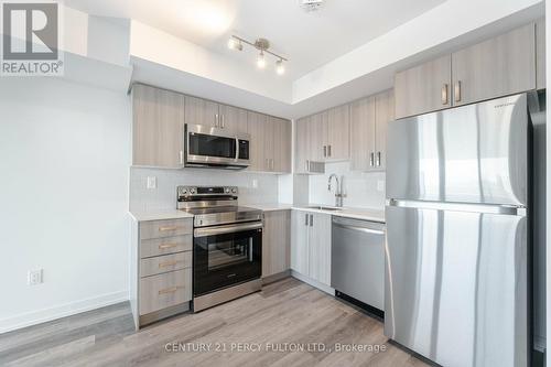 313 - 1435 Celebration Drive, Pickering, ON - Indoor Photo Showing Kitchen