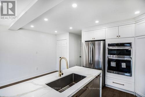 9 Charles Brown Road, Markham, ON - Indoor Photo Showing Kitchen