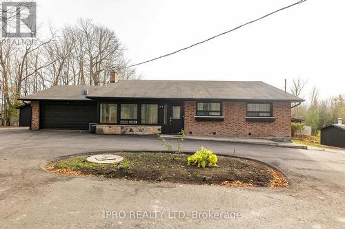 1281 Olde Base Line Road, Caledon, ON - Outdoor