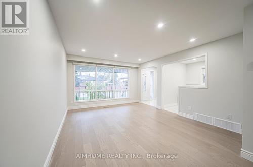 372 Montego Road, Mississauga, ON - Indoor Photo Showing Other Room