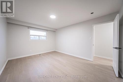 372 Montego Road, Mississauga, ON - Indoor Photo Showing Other Room