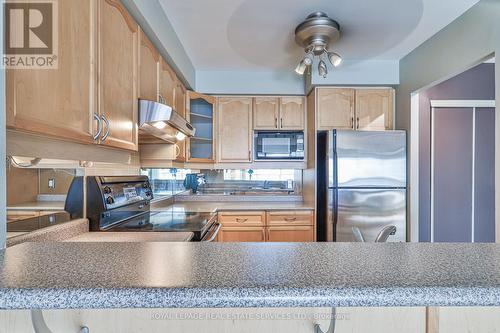 505 - 2267 Lake Shore Boulevard W, Toronto, ON - Indoor Photo Showing Kitchen