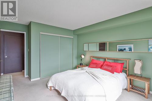 505 - 2267 Lake Shore Boulevard W, Toronto, ON - Indoor Photo Showing Bedroom