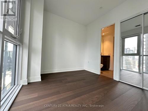 2803 - 7 Grenville Street, Toronto, ON - Indoor Photo Showing Other Room