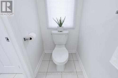 2380 New Providence Street, Oshawa, ON - Indoor Photo Showing Bathroom