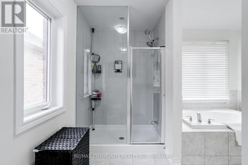 2380 New Providence Street, Oshawa, ON - Indoor Photo Showing Bathroom