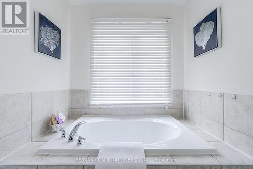 2380 New Providence Street, Oshawa, ON - Indoor Photo Showing Bathroom