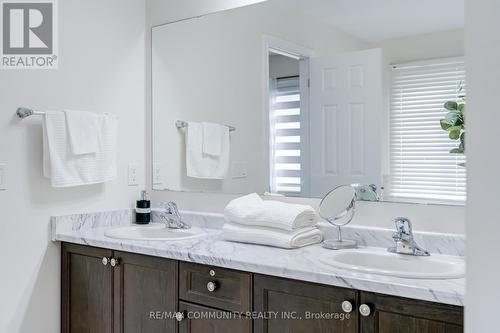 2380 New Providence Street, Oshawa, ON - Indoor Photo Showing Bathroom