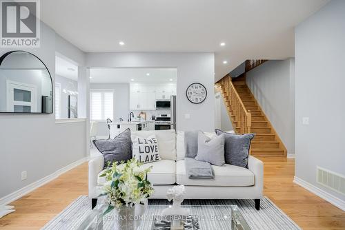 2380 New Providence Street, Oshawa, ON - Indoor Photo Showing Living Room