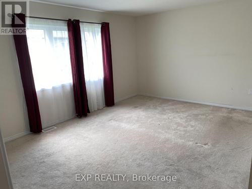 9 Esther Crescent, Thorold, ON - Indoor Photo Showing Other Room