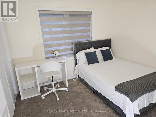 60 Witteveen Drive, Brantford, ON - Indoor Photo Showing Bedroom