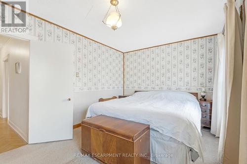 528 Hughson Street N, Hamilton, ON - Indoor Photo Showing Bedroom