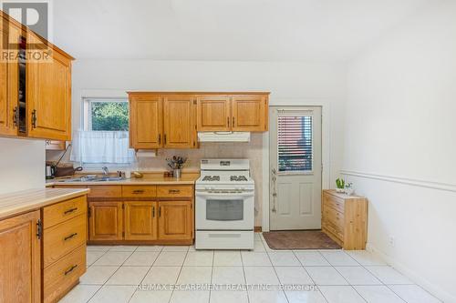 528 Hughson Street N, Hamilton, ON - Indoor Photo Showing Kitchen With Double Sink