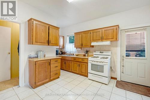 528 Hughson Street N, Hamilton, ON - Indoor Photo Showing Kitchen