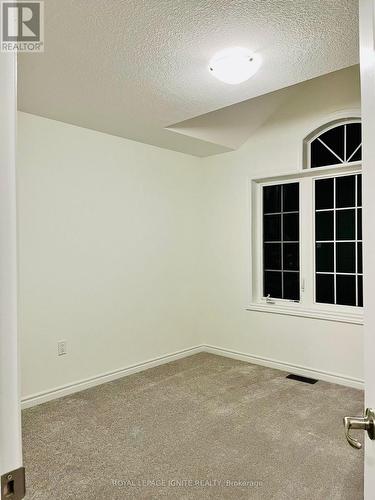 18 Tooker Drive, Brantford, ON - Indoor Photo Showing Other Room