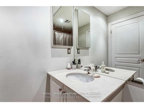 1502-2087 Lake Shore Blvd W, Toronto, ON - Indoor Photo Showing Bathroom