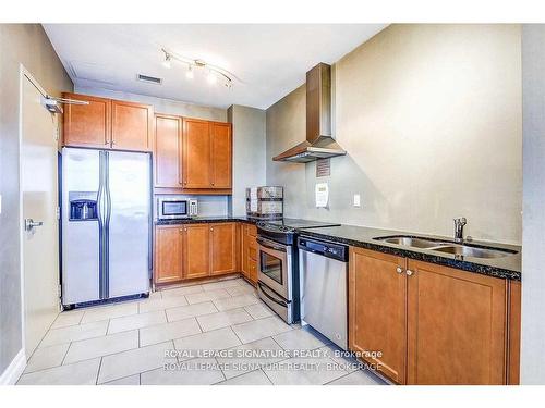 1502-2087 Lake Shore Blvd W, Toronto, ON - Indoor Photo Showing Kitchen With Double Sink