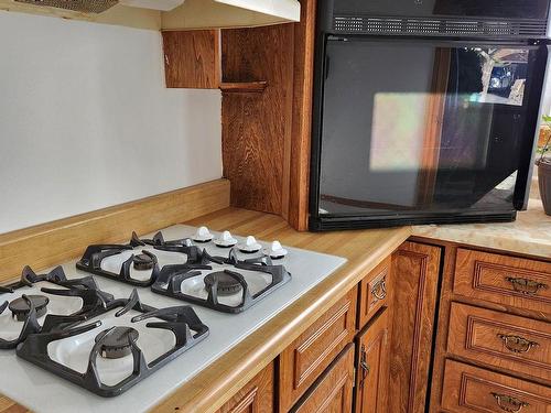 1272 Edmison Dr, Peterborough, ON - Indoor Photo Showing Kitchen