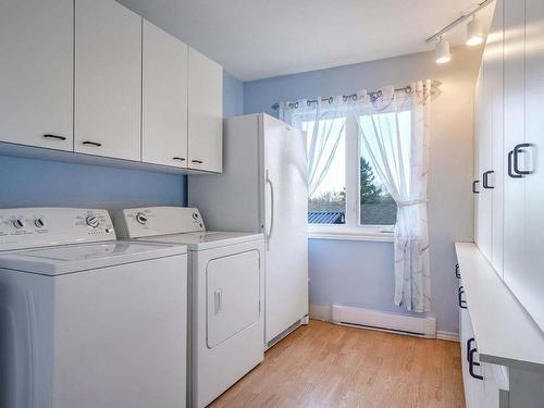 Salle de lavage - 880 Rg Du Bas-De-L'Assomption S., L'Assomption, QC - Indoor Photo Showing Laundry Room