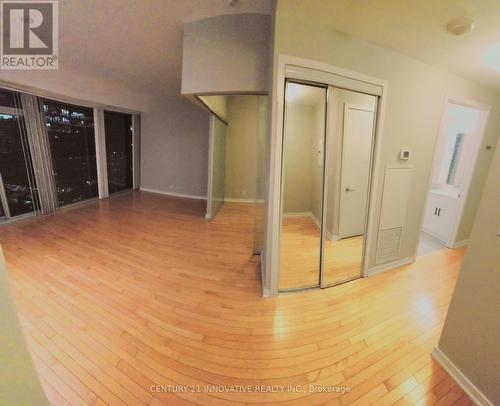 3311 - 12 York Street, Toronto, ON - Indoor Photo Showing Other Room