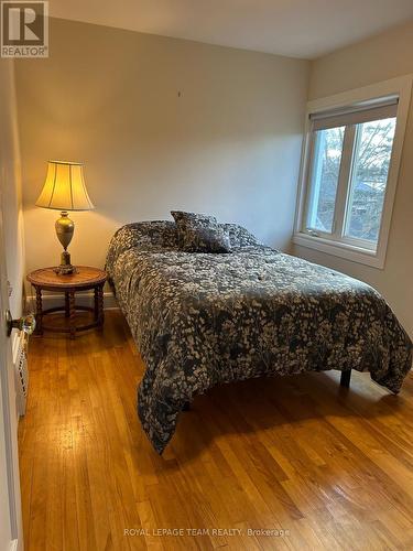 24 Glengarry Road, Ottawa, ON - Indoor Photo Showing Bedroom