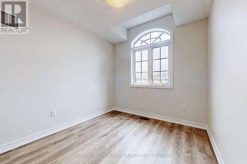 22 Greenwood Drive, Essa, ON - Indoor Photo Showing Other Room