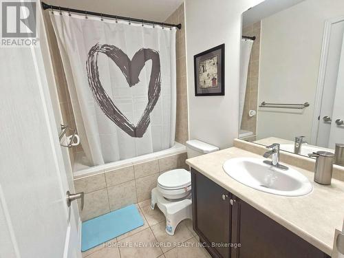 5271 Major Mackenzie Drive E, Markham, ON - Indoor Photo Showing Bathroom