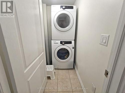 5271 Major Mackenzie Drive E, Markham, ON - Indoor Photo Showing Laundry Room