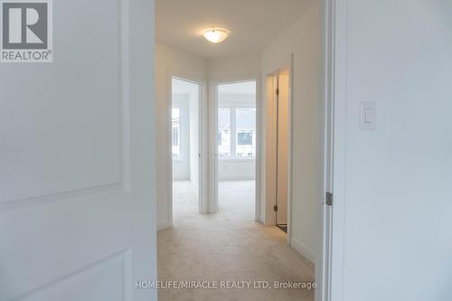 60 Blue Forest Crescent, Barrie, ON - Indoor Photo Showing Other Room