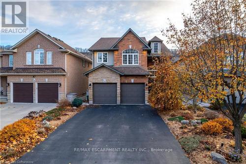 14 Evergreens Drive, Grimsby, ON - Outdoor With Facade