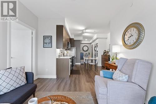 2101 - 10 Wilby Crescent, Toronto, ON - Indoor Photo Showing Living Room