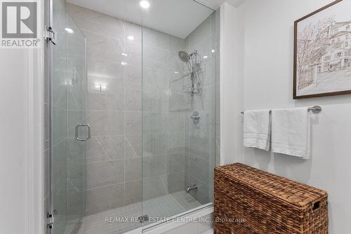 2101 - 10 Wilby Crescent, Toronto, ON - Indoor Photo Showing Bathroom